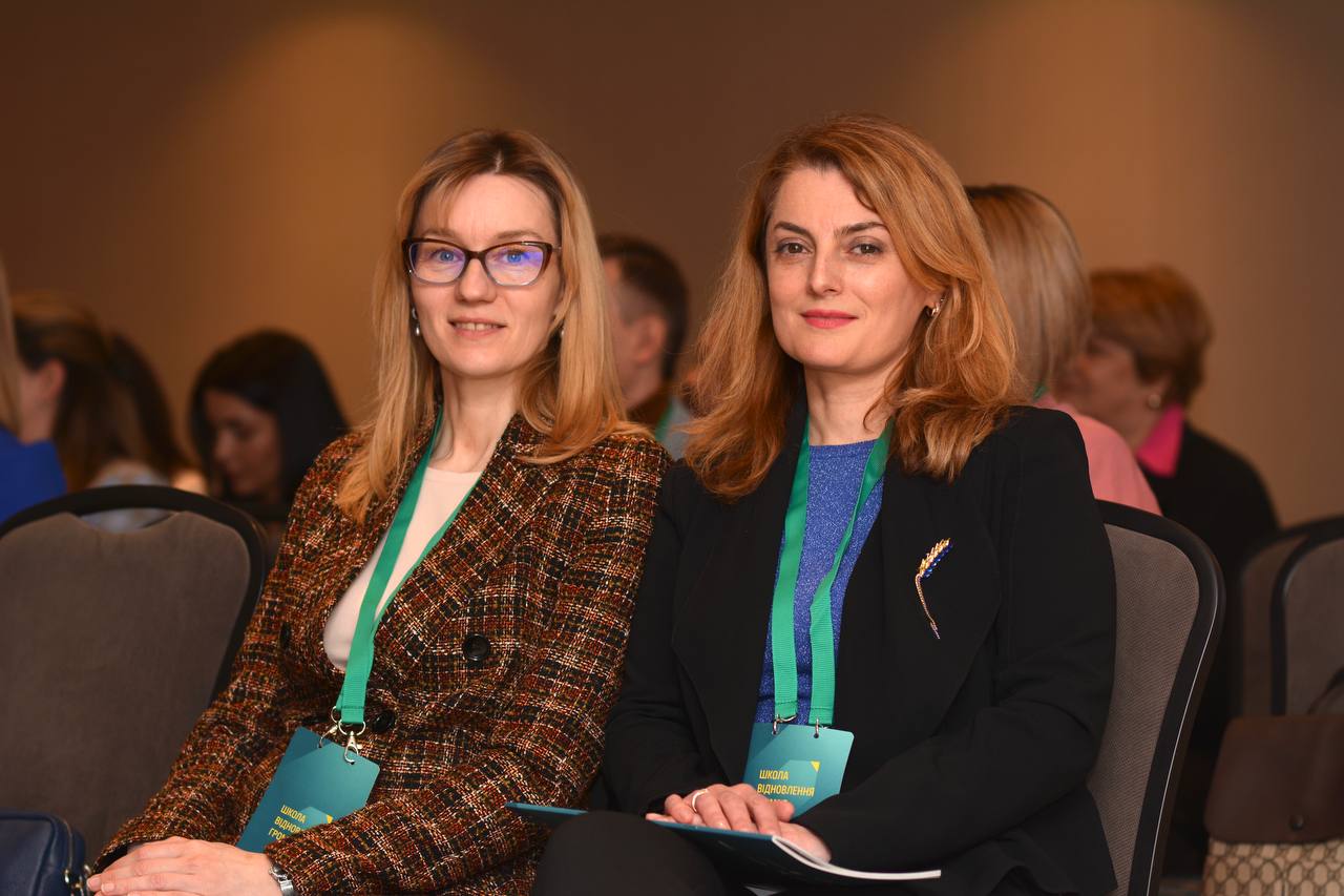 Школа відновлення громад