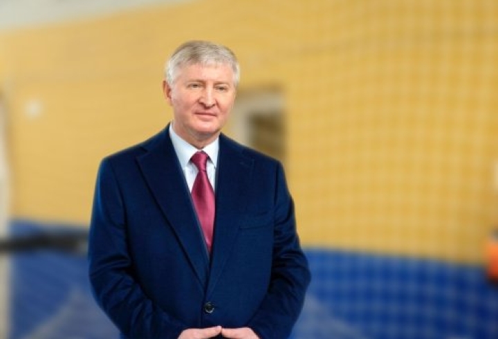 Рінат Ахметов Рінат Ахметов